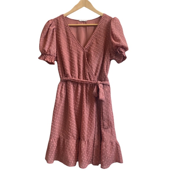 e & m Dresses & Skirts - E&M Swiss Dot Ruffle Hem Dress Large